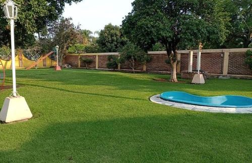 Ayala Casa | Finca girasoles