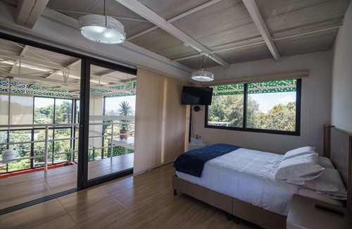 Rionegro Cama Y Desayuno | Finca Hotel 12 Palmas