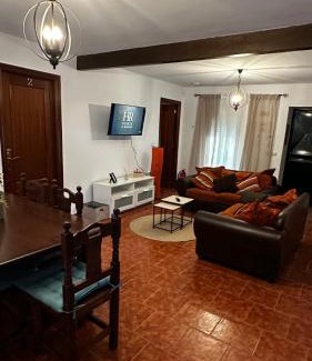 Zahara de la Sierra Chalet De Esquí | Finca Huerta El Rincón