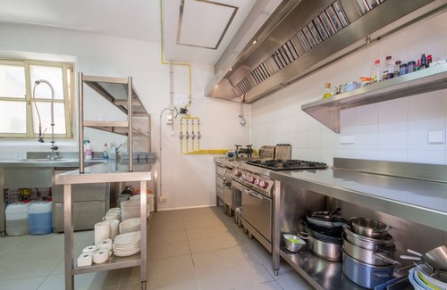 Alcudia Villa | Finca en Alcudia con piscina XXL y viñedos