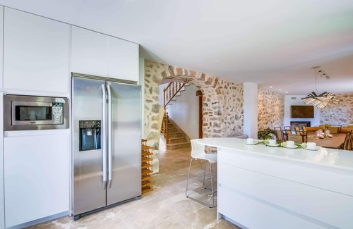 Campanet Casa | Finca en Mallorca con Piscina Infinita