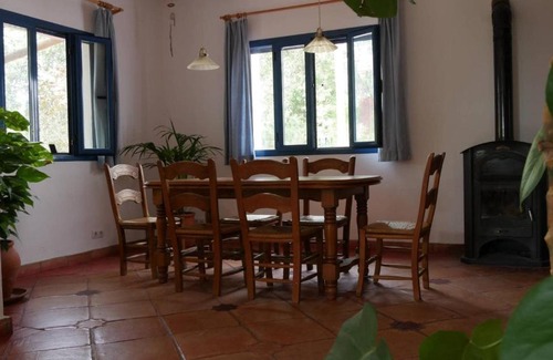 Santa Ana la Real Chalet De Esquí | FINCA LA TEJONERA