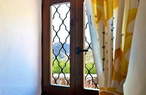 San Bartolome de Tirajana Casa | Finca Las Olivas -Casa rural única con piscina climatizada
