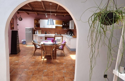 Buenavista del Norte Casa | Finca vacation ... Also great for internet nomads