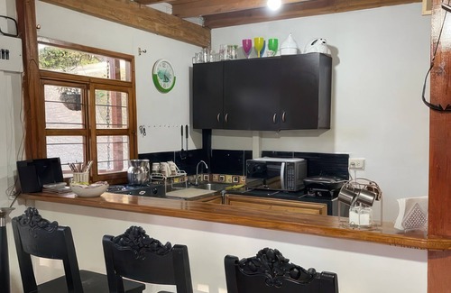 Guarne Cabaña | Finca con BBQ, Parking Privado y Hamacas