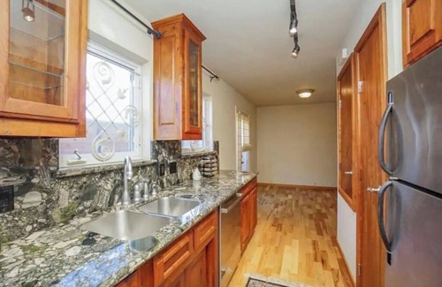 Woodlake - Briar Meadow Casa | "Find you Inner Zen--in the heart of Houston"