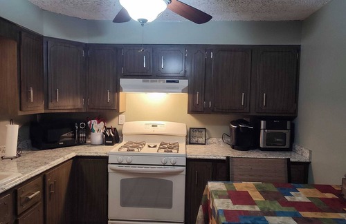 Oakmont Apartamento | Find Your Joy in Oakmont, PA