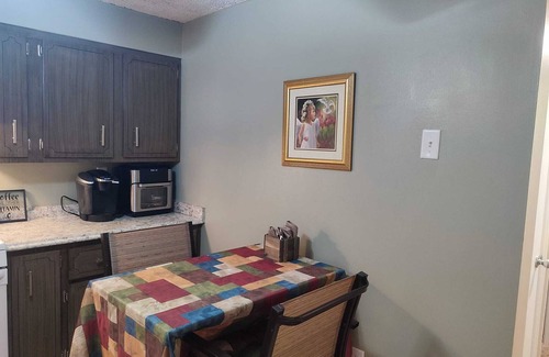 Oakmont Apartamento | Find Your Joy in Oakmont, PA
