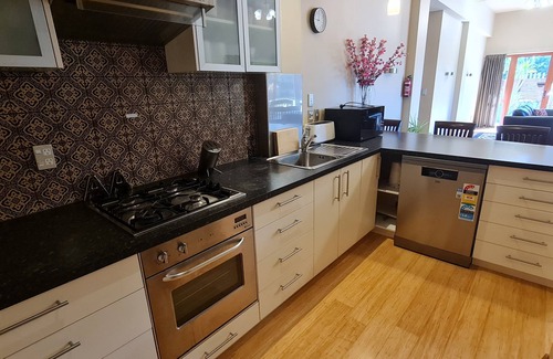 Timaru Cabina | Find your stay peaceful and comfortable with luxury. Kids friendly