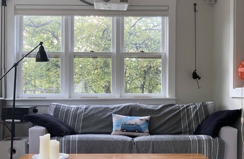 South End Casa | Find your Zen: peaceful home and mature garden