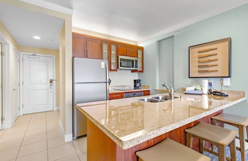 Lahaina Complejo | 𝐅𝐢𝐧𝐝𝐢𝐧𝐠 𝐌𝐞𝐢𝐥𝐢 Beachfront Kaanapali Resort+Pools, Pickleball! 2BR