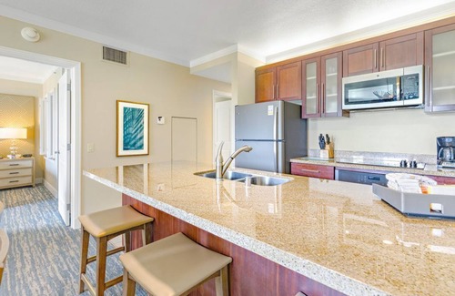 Lahaina Complejo | 𝐅𝐢𝐧𝐝𝐢𝐧𝐠 𝐌𝐞𝐢𝐥𝐢 Beachfront Kaanapali Resort+Pools, Pickleball! 2BR