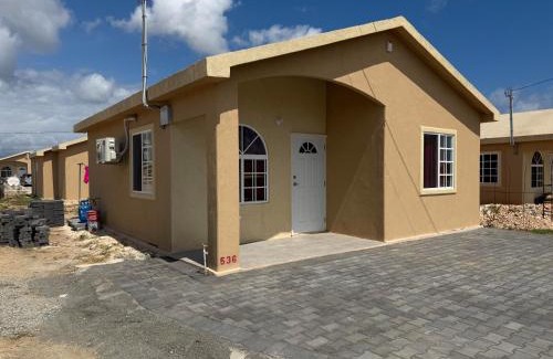 Thompson Town Apartamento | Finest Accommodation Phoenix Prk Village 2 lot 536 Phase 3