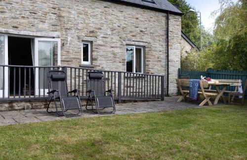 Eglwyswrw Casa | Finest Retreats - Berry Cottage - 4 Bedroom, Pet-Friendly Cottage Sleeping 8