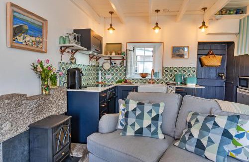 Mousehole Casa | Finest Retreats - Cosy Mousehole Cottage With Sea Views