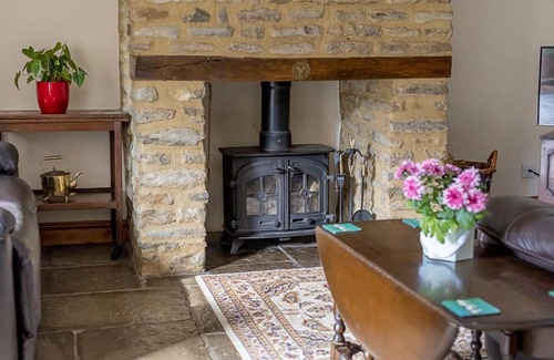 Blackford Casa | Finest Retreats - Fives Court Cottage