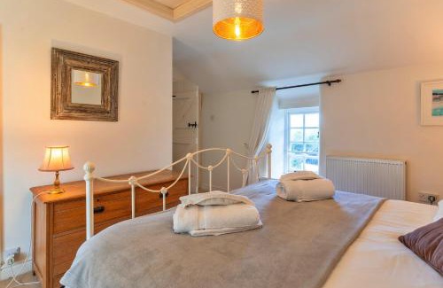 Tredinnick Casa | Finest Retreats - Forge Cottage