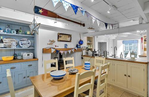 Fowey Casa | Finest Retreats - Garden Cottage in Fowey