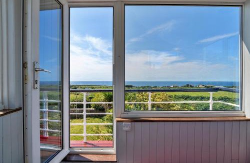 Pendeen Casa | Finest Retreats - The Watchtower at Western Watch