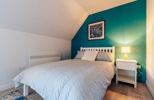 Little Stukeley Casa | Finest Retreats - Hazel Rose Cottage