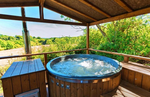 Chiddingstone Hoath Chalet De Esquí | Finest Retreats - Scotney Luxury Dome