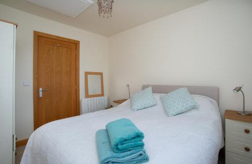 Llanasa Casa | Finest Retreats - Sea Views Cottage