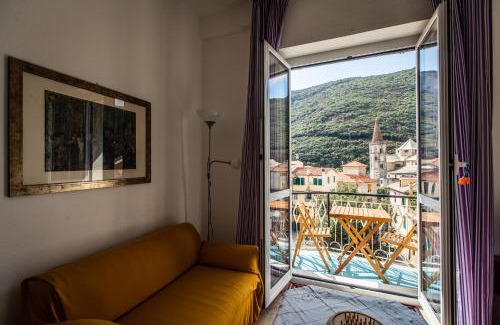 Finalborgo Apartamento | Finestra sul Borgo