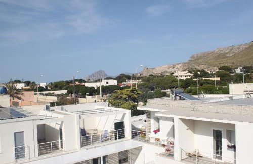 Pizzolungo Casa | Finestra sul mare
