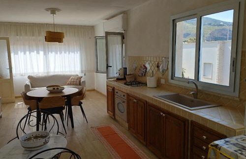 Pizzolungo Casa | Finestra sul mare