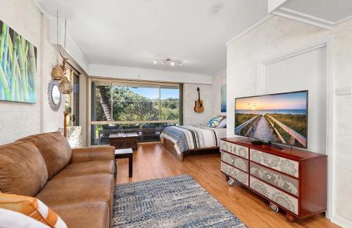 Fingal Bay Casa | Fingal Pines Getaway, Apartment