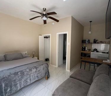 Snow Hill Casa | Finn Room - Ferdie's Place