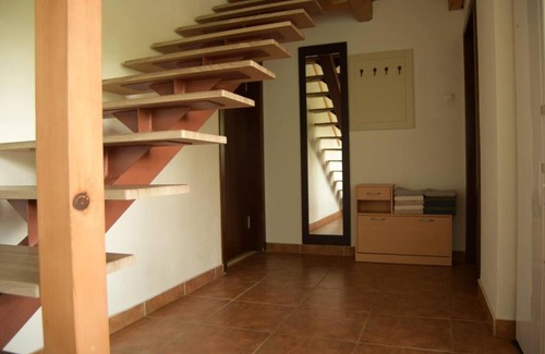 Livezeni Apartamento | FinnApartman