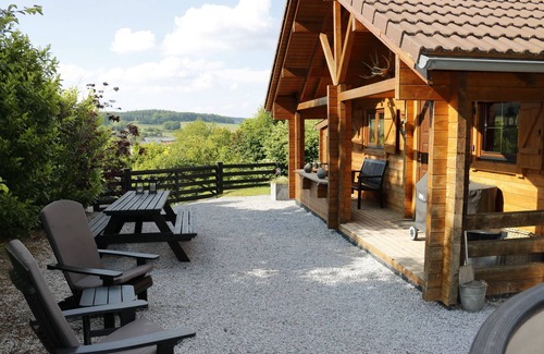 Diemelsee Casa | Finnish log cabin with hot tub near Willingen and Lake Diemel