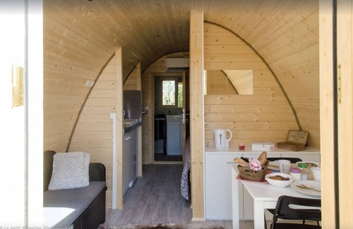 Flocourt Cama Y Desayuno | FINNISH Pod Cottage - Le petit flo