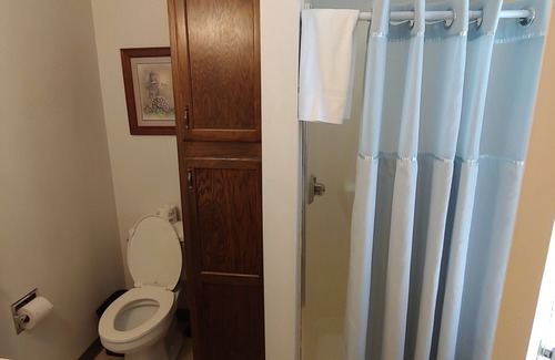Owosso Apartamento | Fins Inn Apt B