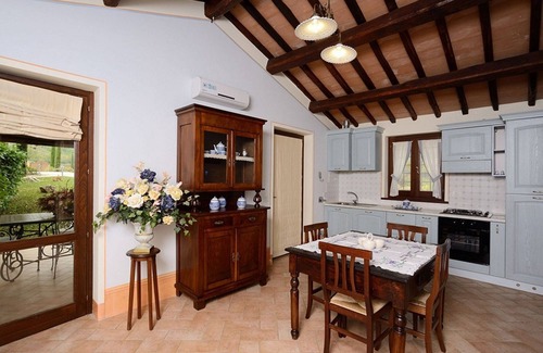 Crocemaroggia Otro | apartamento fiordaliso en casa rural con jardín y piscina