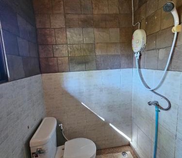 Si Racha Complejo | Fire Fly Chalet