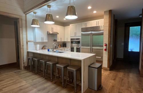 Demorest Casa | Fire Fly Retreat Cabin