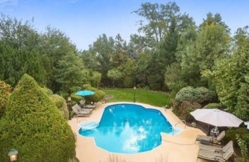 Linden Villa | 🔥 Fire & Fun | Luxe Stay w/ Pool, Hot Tub & Game Room 🎮