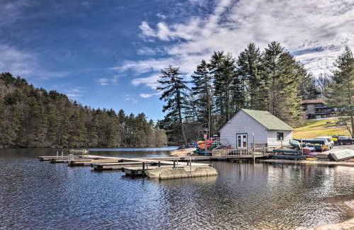 Sapphire Casa | Fire Pit and Lake Access Resort Home in Sapphire!