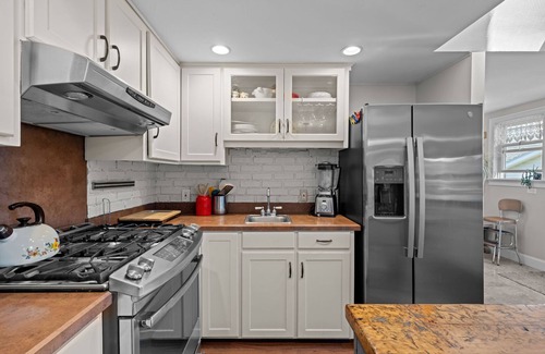Stonington Casa | Fire Pit BBQ Grill Cove Access Near Mystic