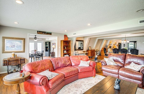 Fackler Casa | Fire Pit + BBQ: Lake Guntersville Family Home