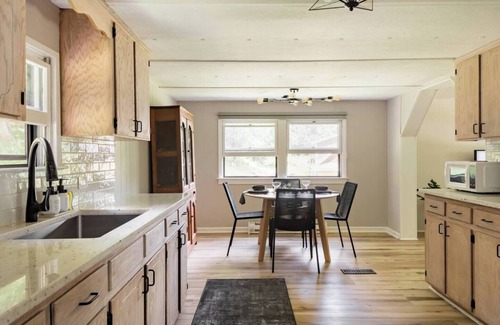 Elk Park Casa | Fire pit | Nearby Beech Mtn | Fast wifi speed