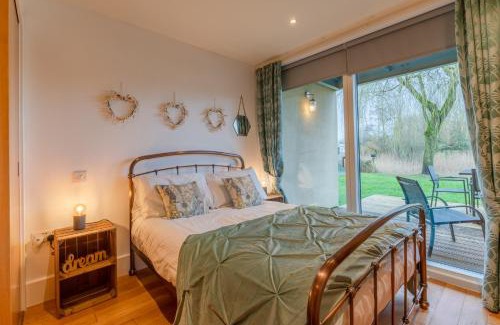 Cirencester Casa | Firecrest