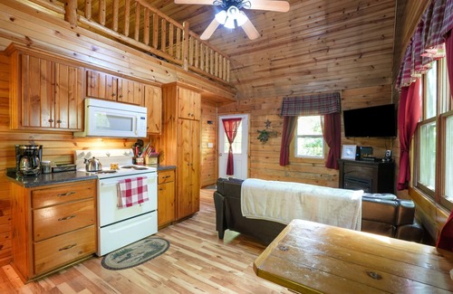 McArthur Cabina | Cabaña-Baño Privado-Estándar-Fireflies Hollow