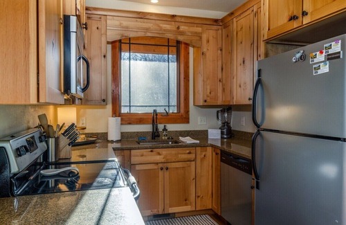 Brevard Cabina | Firefly Cabin - Dog Paradise w/ Fully Fenced Yard