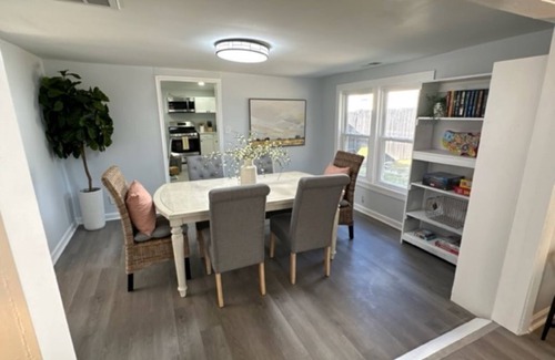 North Charleston Cabaña | Firefly Cottage in Park Circle now Available! Great backyard close to everything