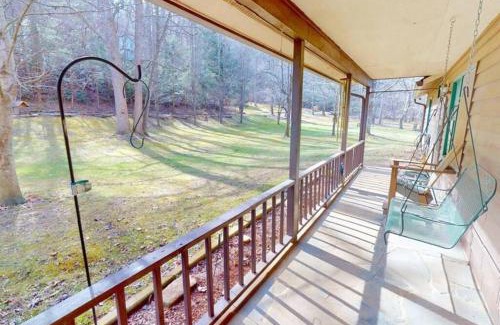 Andrews Casa | Firefly Creek Cabin in Nantahala