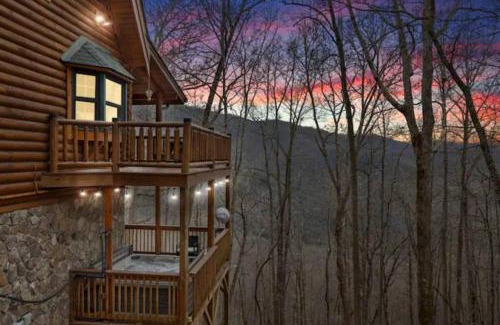 Bryson City Casa | Firefly Lodge, hot tub, games, mountain views
