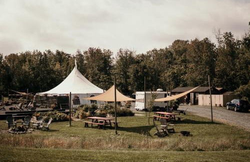 South Hill Otro | Firelight Camps